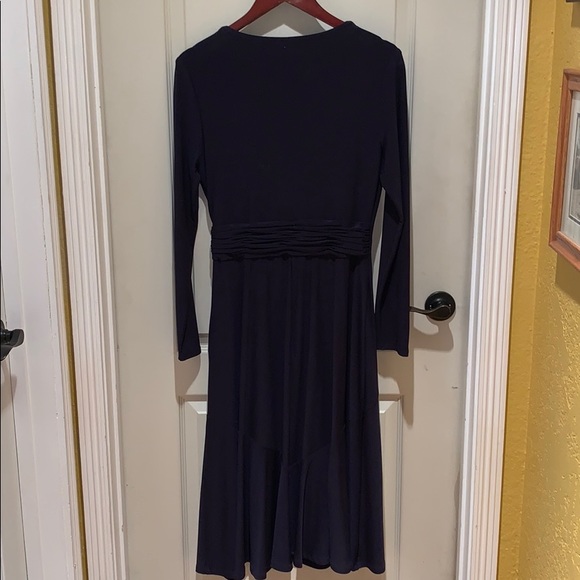 Versatile Navy dress - Picture 4 of 7